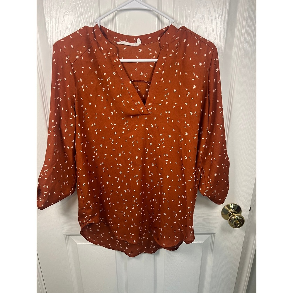Lush Rust Color Floral V-Neck Roll Tab Sleeve Blouse Small (IN#43)